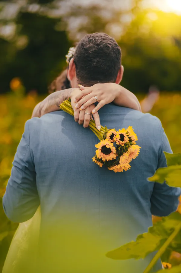 img of 5 Creative Ideas to Elevate Your Sunflower Wedding Decor