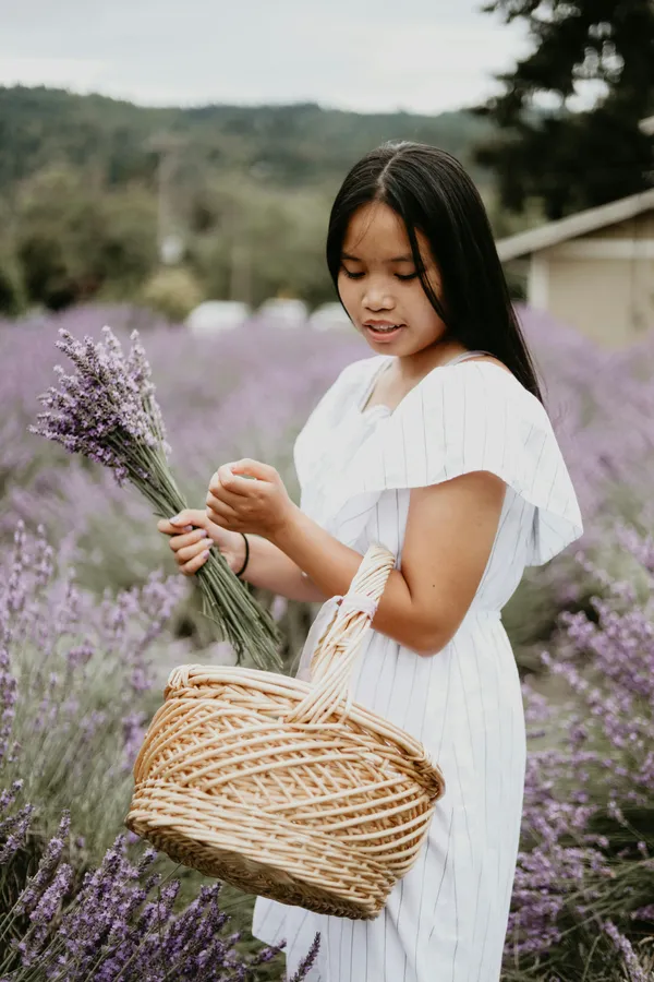 img of The Ultimate Style Guide to Floral Embroidered Dresses